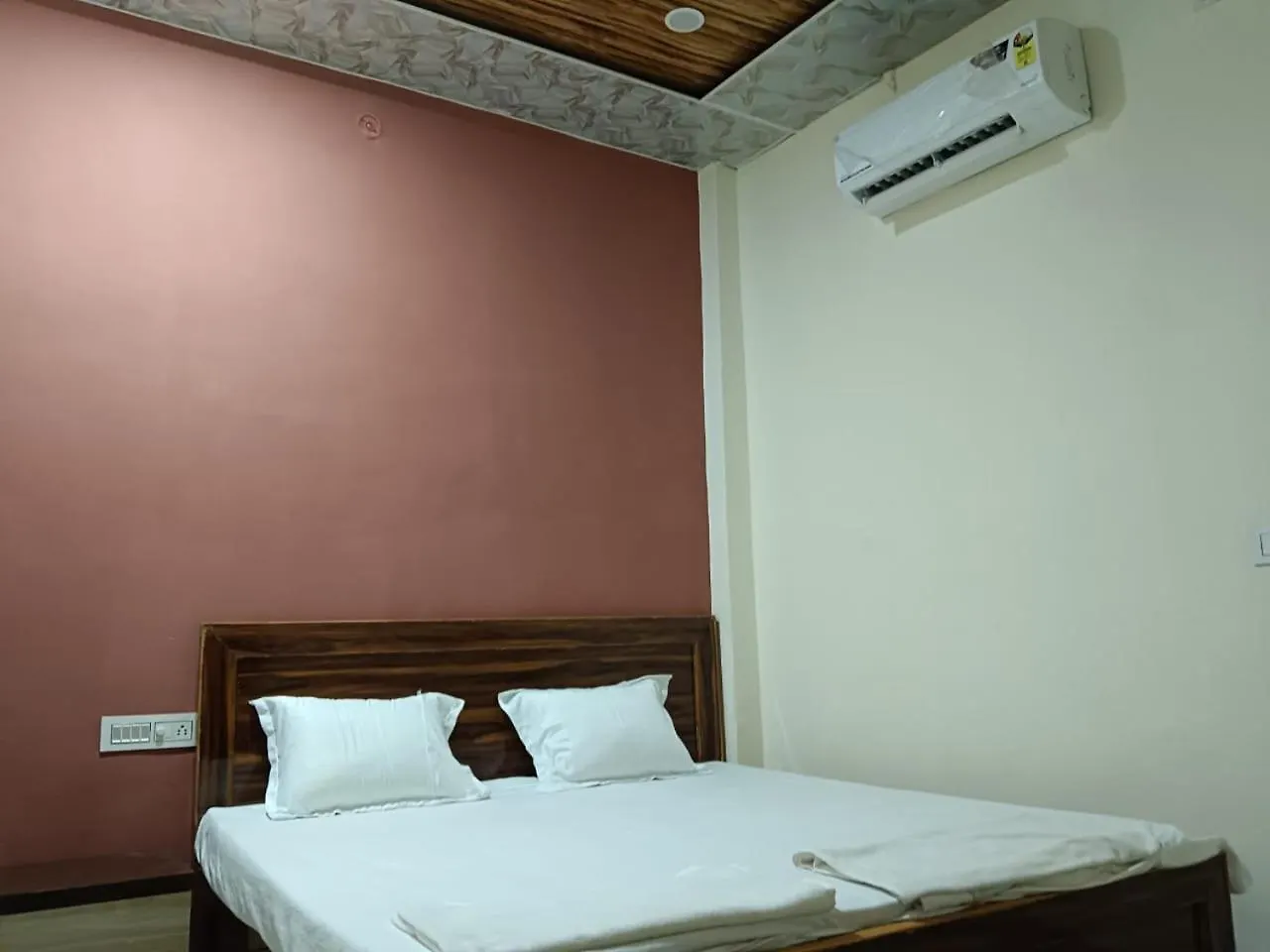 Hotel Sylvania Palace Varanasi 3*,  Indien